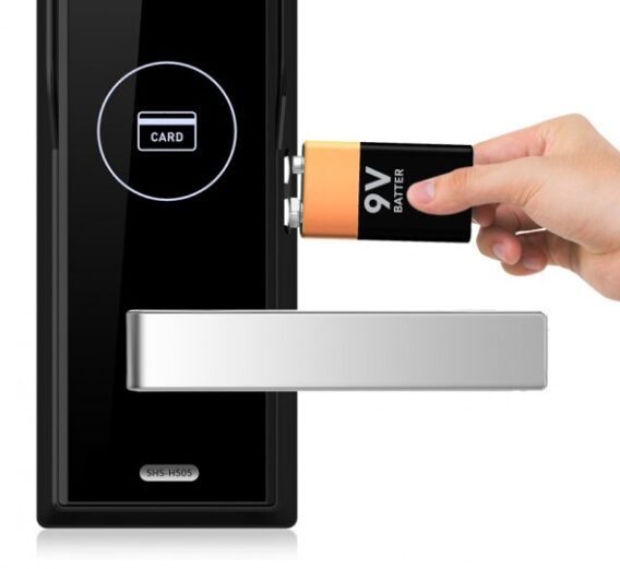 Tìm hiểu các dòng pin khóa cửa điện tử? Cách bảo quản pin khóa cửa điện tử