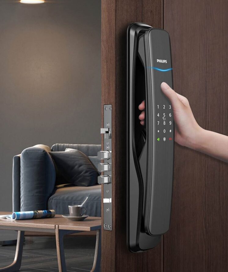 Đánh giá về tính năng khóa vân tay cửa gỗ