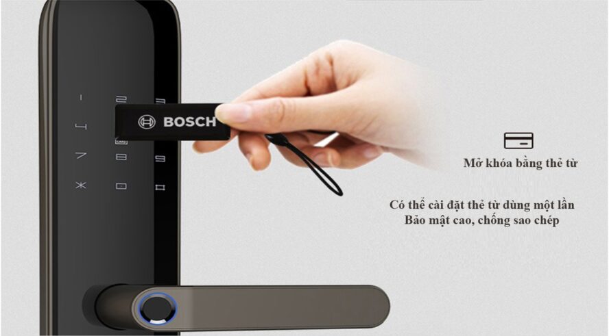 Sử dụng khóa điện tử Bosch mở khóa bằng thẻ từ 