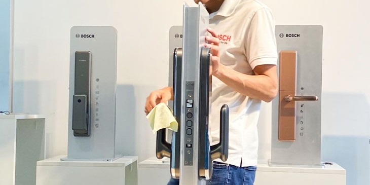 bảo trì bảo dưỡng khóa định kỳ khóa vân tay Bosch 
